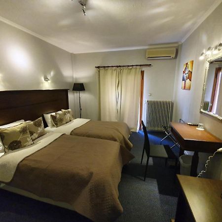 Hotel Liknon à Kalambaka Extérieur photo