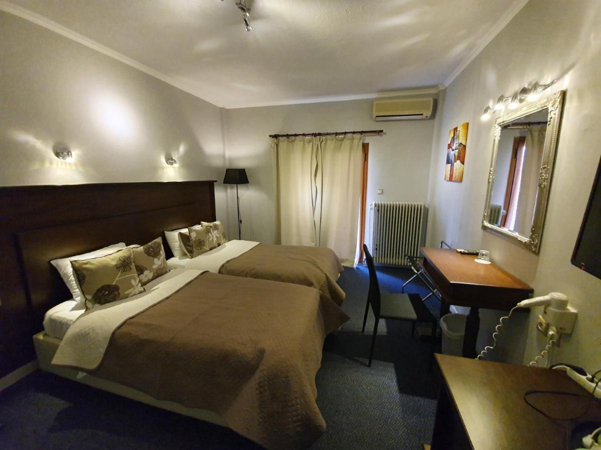 Hotel Liknon à Kalambaka Extérieur photo