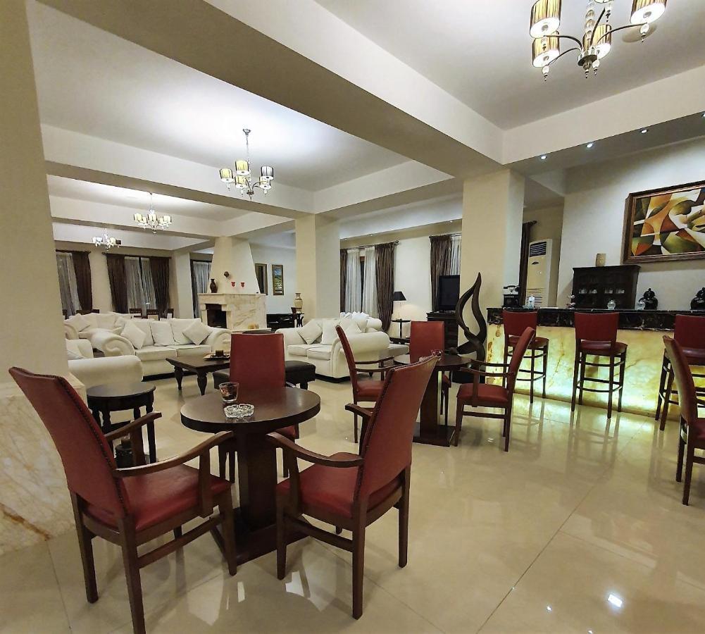 Hotel Liknon à Kalambaka Extérieur photo