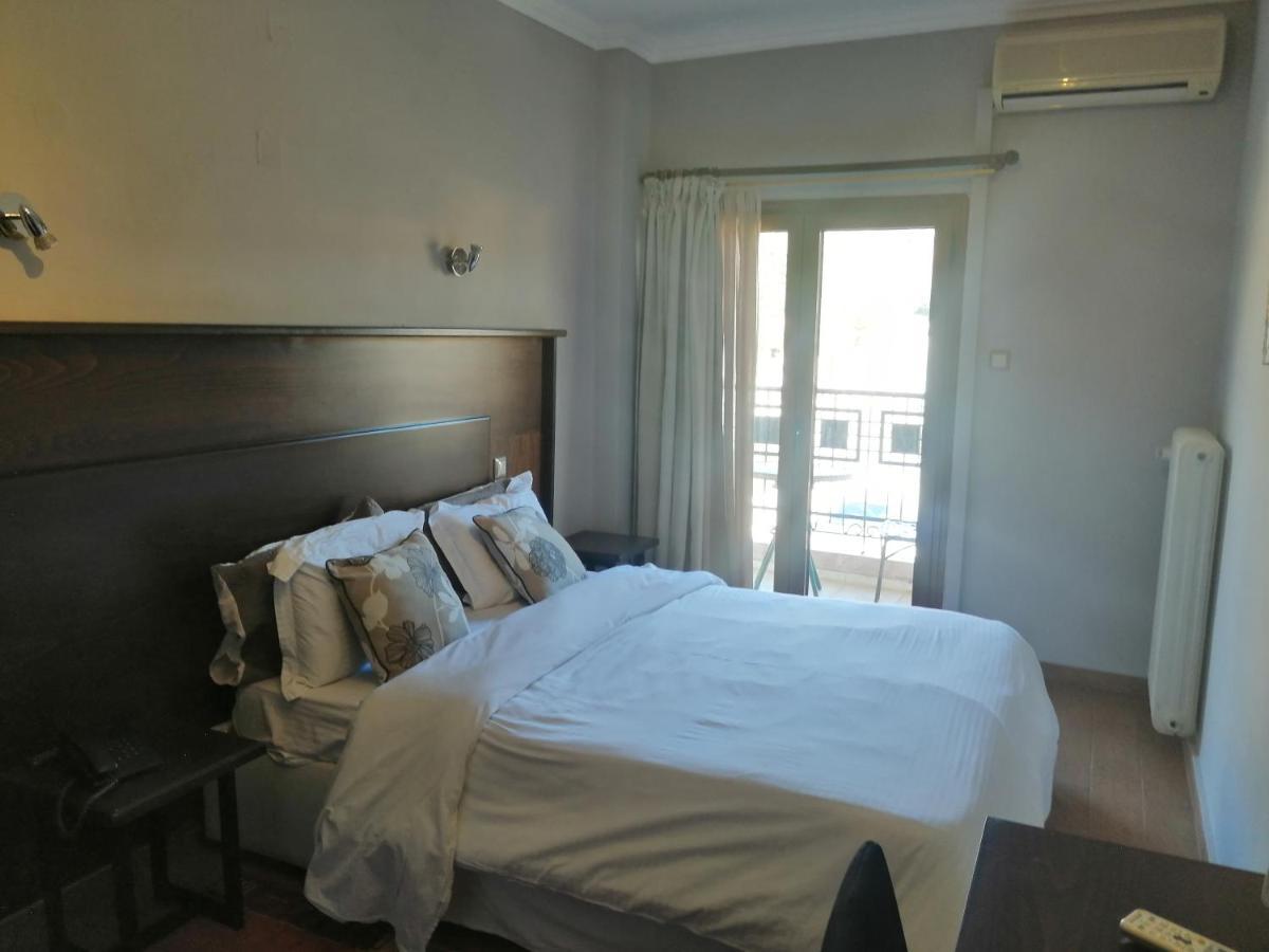 Hotel Liknon à Kalambaka Extérieur photo